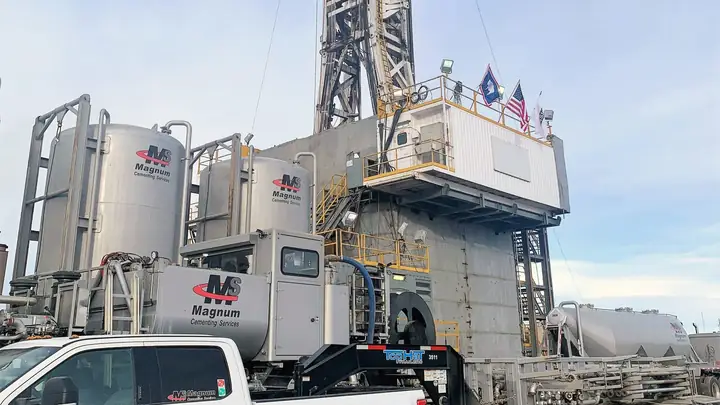 Magnum bulk units set up at a drilling rig